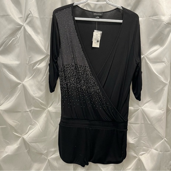 Romper embellished with bling size medium - Picture 3 of 9